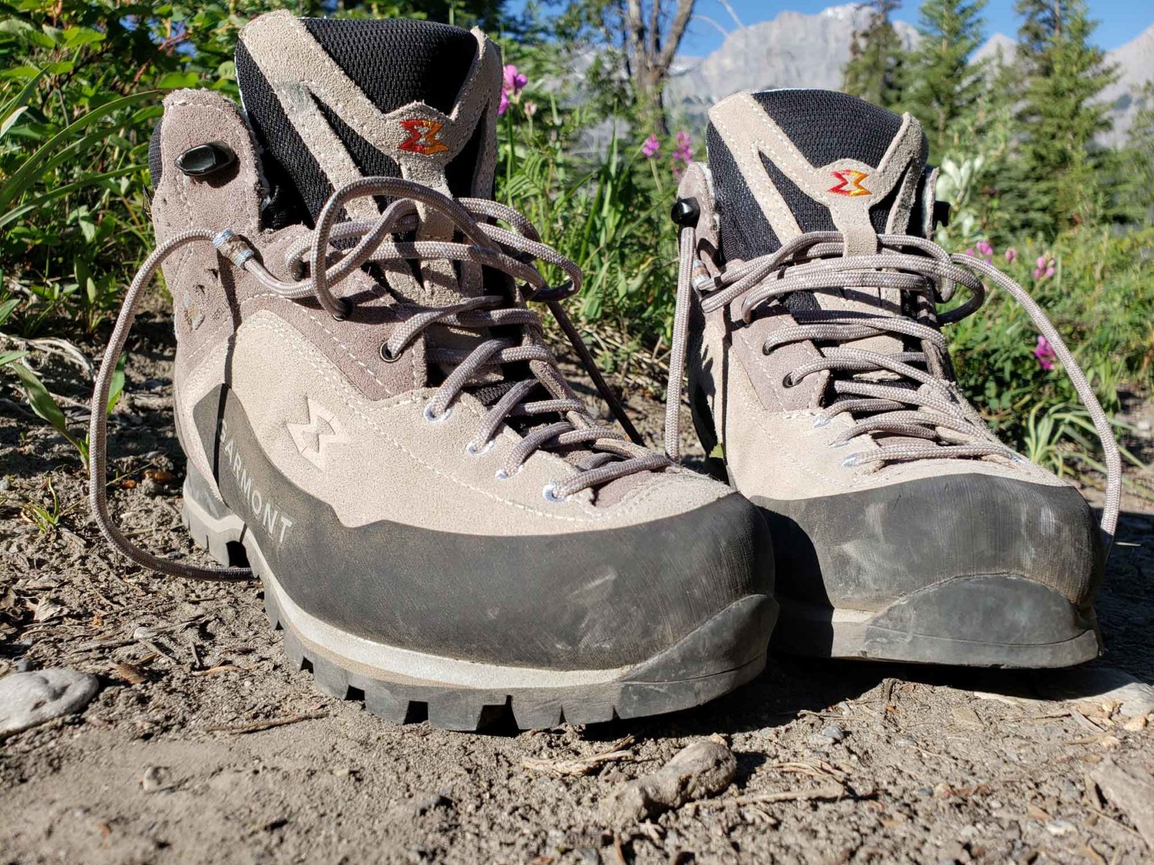 Buying Hiking Boots from Kumpfy Shoes on Where Rockies