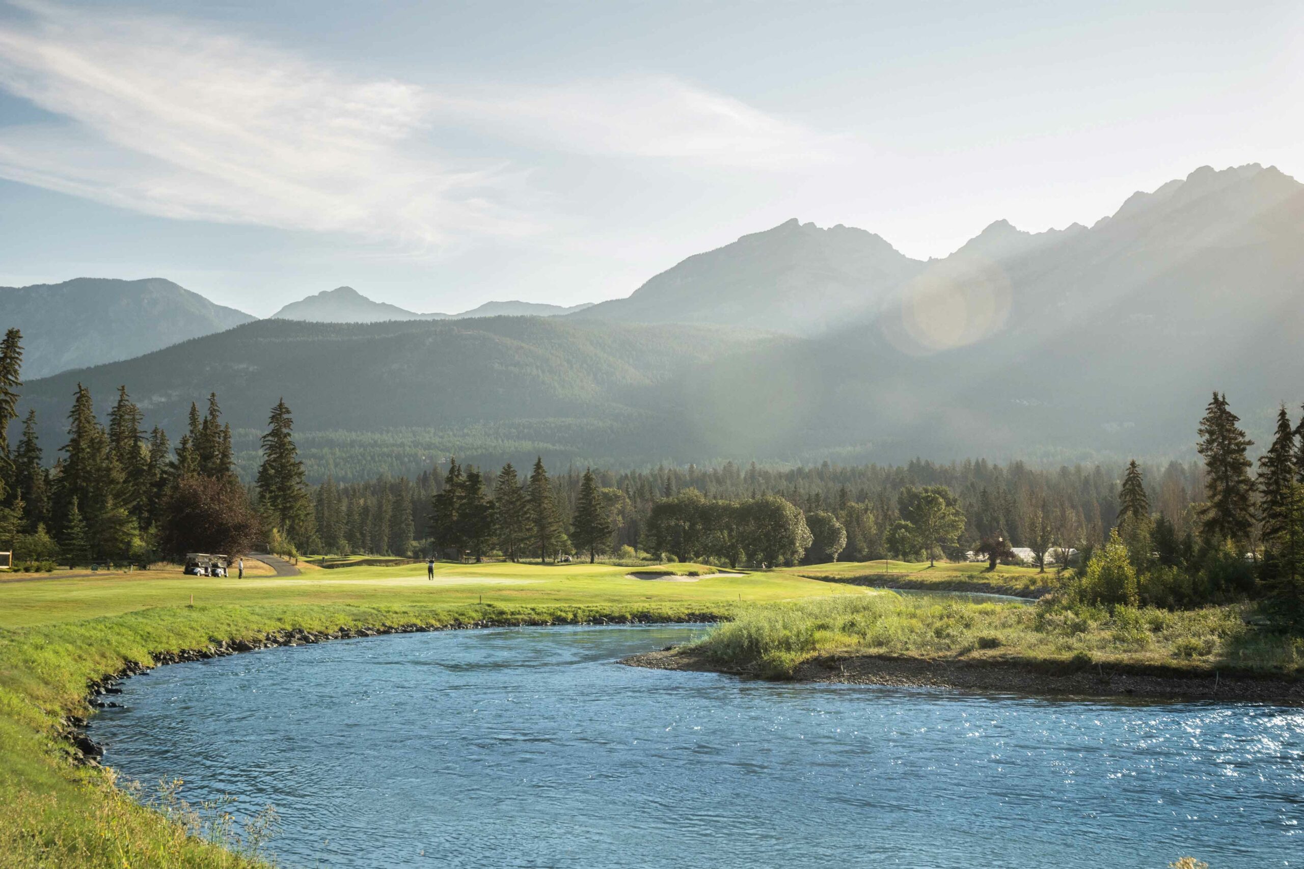 Golfing with mountain views in the BC Rockies